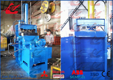 Buy 30 Tons Pressing Force Hydraulic Drum Crusher Machine , Barrel Compactor Machine 1800kg online manufacture
