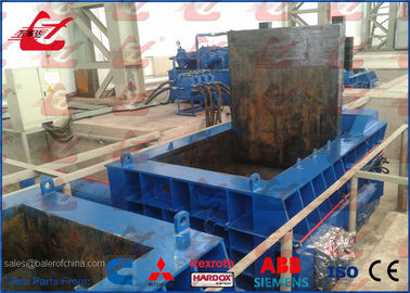 Manually Operated Hydraulic Metal Scrap Baling Machine 200 Ton Three Ram Baler