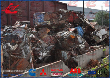 Waste Vehicle Car Compactor Metal Baler Machine , Powerful Scrap Car Baler Y83-250UA