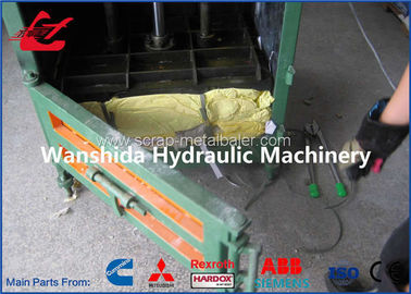 Automatic Plastic Bottle Compactor Machine , 15kW Motor Pet Bottle Pressing Machine Y82-35